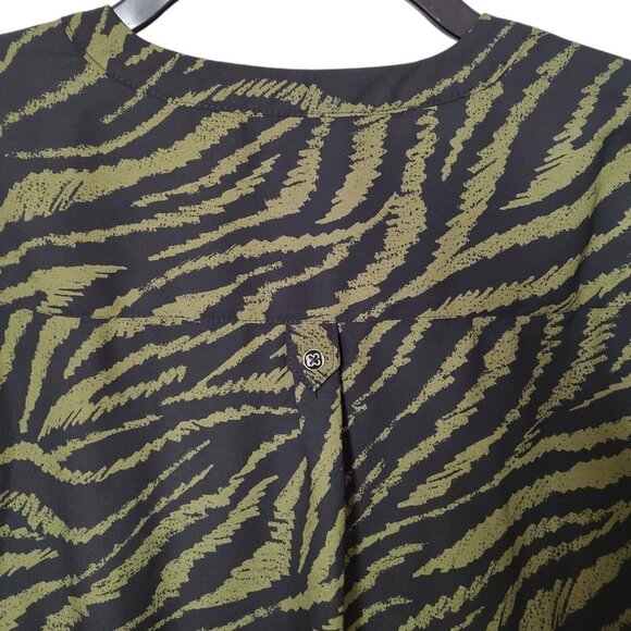 Rebecca Malone Green Black Zebra Print Top Long Sleeves Size Medium NWT $44 - Picture 7 of 9